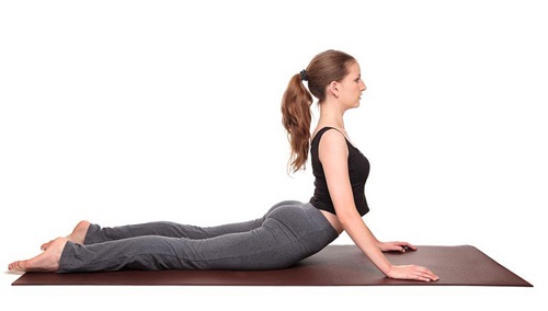 bài tập yoga giảm mỡ bụng và đùi